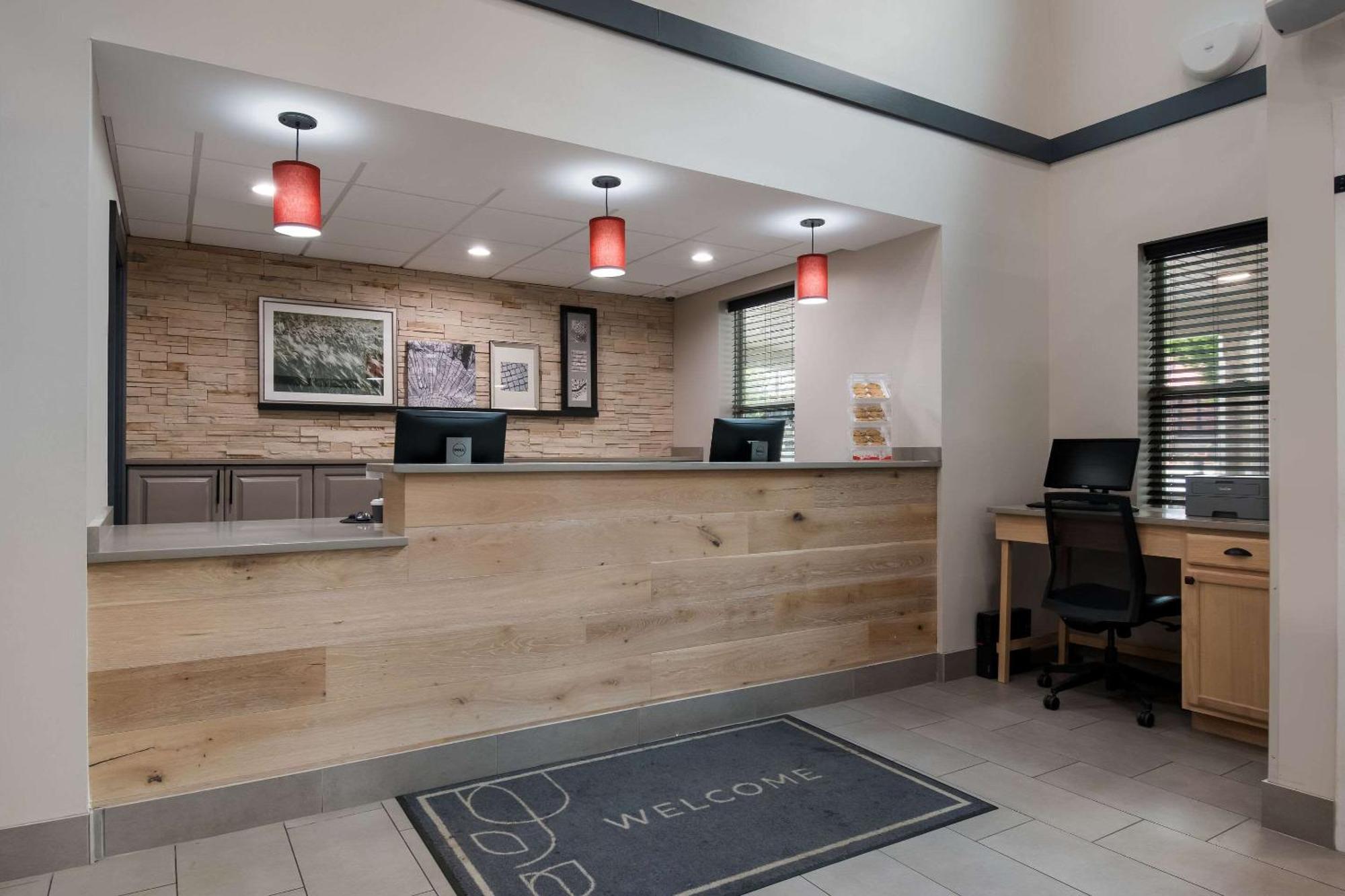 Country Inn & Suites By Radisson, Harrisburg Northeast - Hershey ภายนอก รูปภาพ